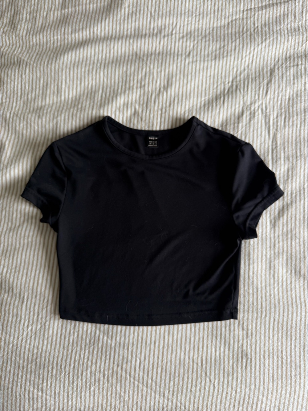 Black Cropped Crewneck Top